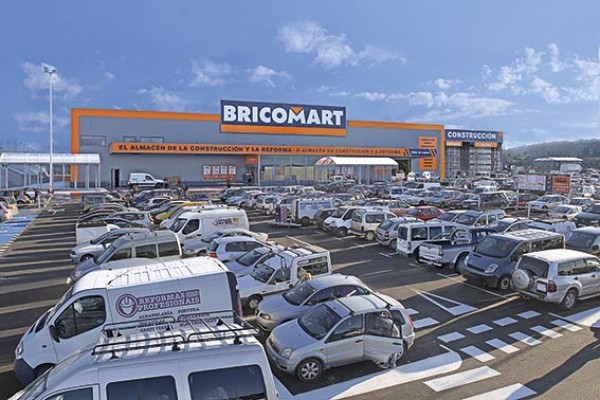 El gigante de la construcción Bricomart busca suelo para su primera mediana superficie en Alicante