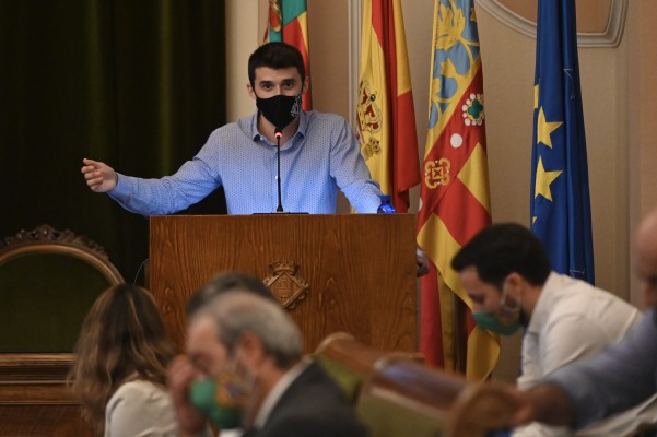 Castelló aprueba la nueva ordenanza municipal que 'blinda' las terrazas en la vía pública