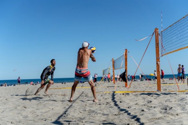Más de 250 jugadores disputan en la Playa de San Juan el Mediterranean Beach
