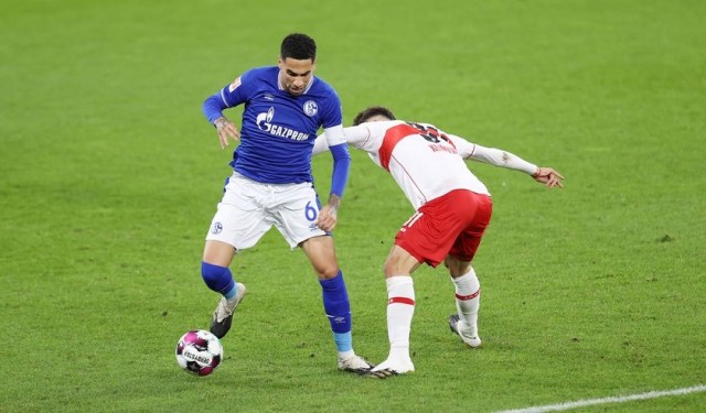Al Valencia CF le sale competencia por Omar Mascarell