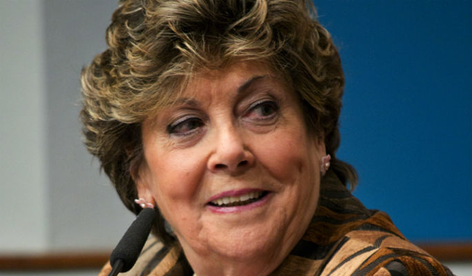 
Paloma, el telegrama y la canela
