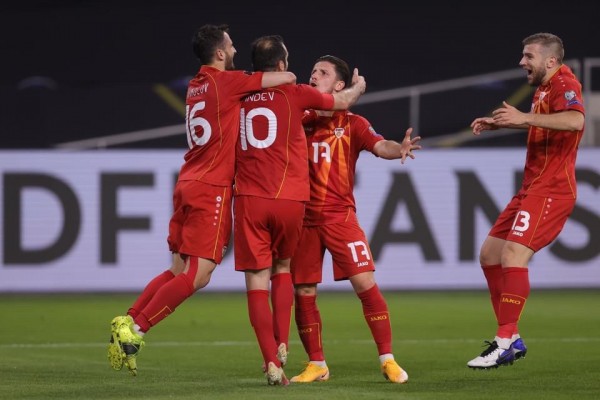 Ucrania y Macedonia, un duelo para seguir con vida en la Eurocopa