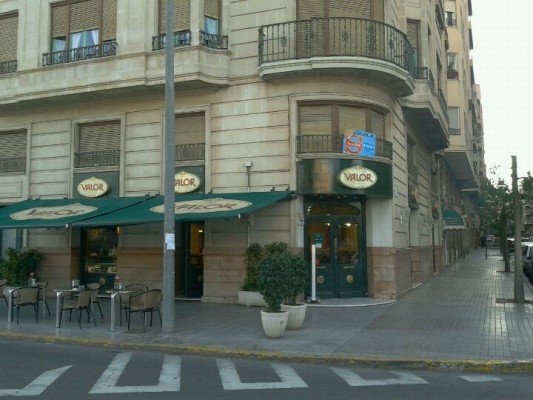 La chocolatería Valor volverá al centro de Elche y se ubicará en el local de Volapié en Carrer Ample