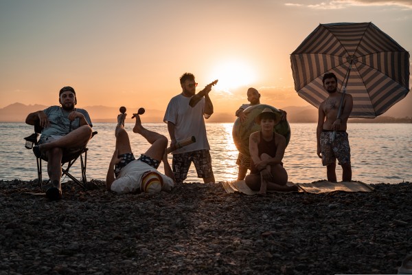 Awakate, el grupo de la Murzia Tropikal, regresa con 'La Salsa': un primer disco cargado de 