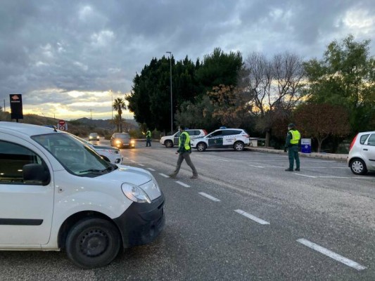 Un detenido en Murcia en una operación nacional contra una presunta adjudicación irregular de material sanitario