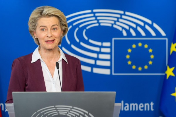 La UE capta 20.000 millones en bonos a diez años en la primera emisión del fondo de recuperación
