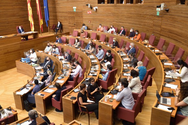 El Botànic se decanta por aprobar la comisión de investigación de 'Azud' tras plantearse lo contrario