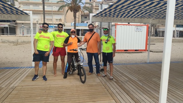Arranca la temporada alta en las playas de El Campello: 42 profesionales a cargo de la seguridad