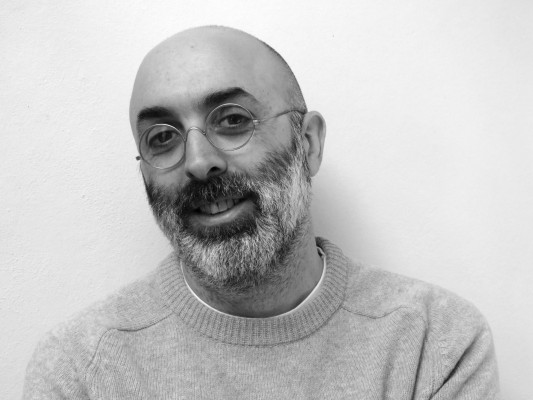 Eduardo Halfon devora al padre en 'Saturno', el nuevo libro de la editorial Jekyll&Jill