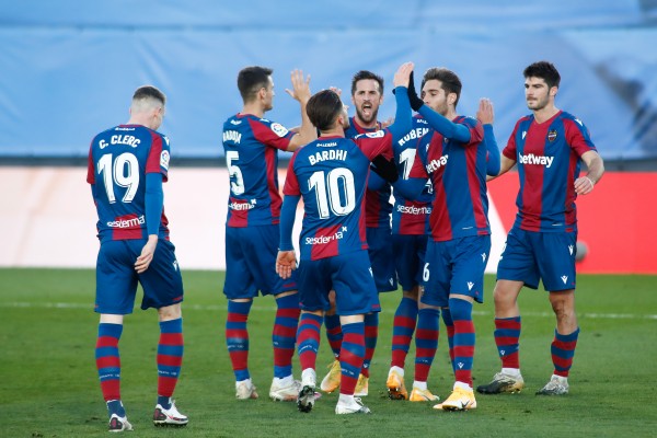 Alerta por 'overbooking' en el Levante