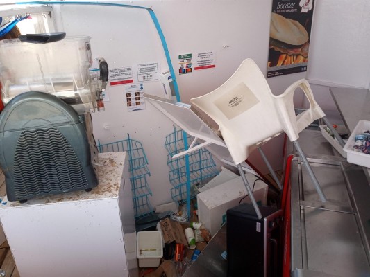 Los chiringuitos saqueados en la Malvarrosa cifran en unos 15.000 euros los daños
