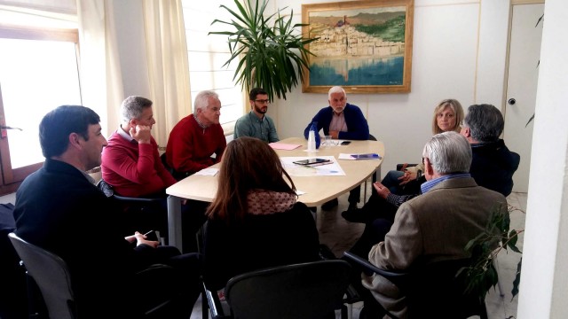 Cónclave del Club Náutico de Altea y el Ayuntamiento para presionar al Consell sobre la concesión