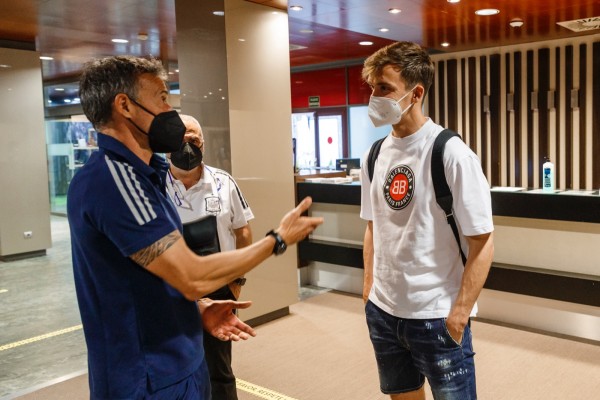 Diego Llorente se reincorpora a la concentración de España en la Ciudad del Fútbol