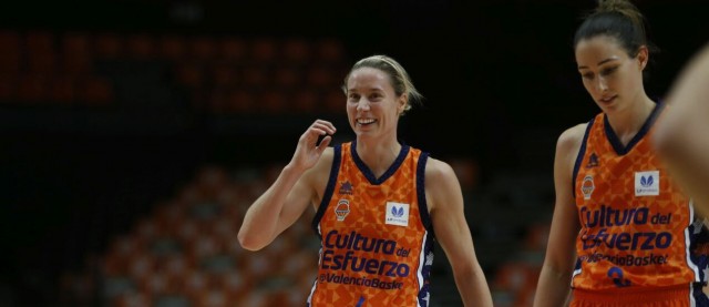 Anna Gómez: 