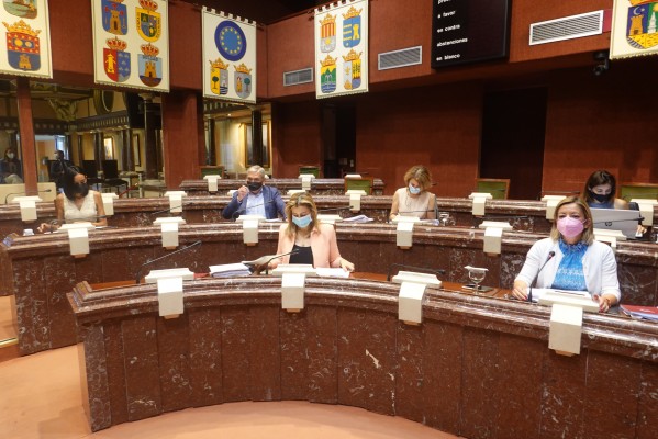 Las 221 ideas de la oposición que no le valen al Gobierno: el PP y sus socios tumban 220 enmiendas
