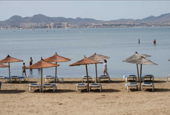 Objetivo Mar Menor: recuperar su atractivo ambiental y turístico

