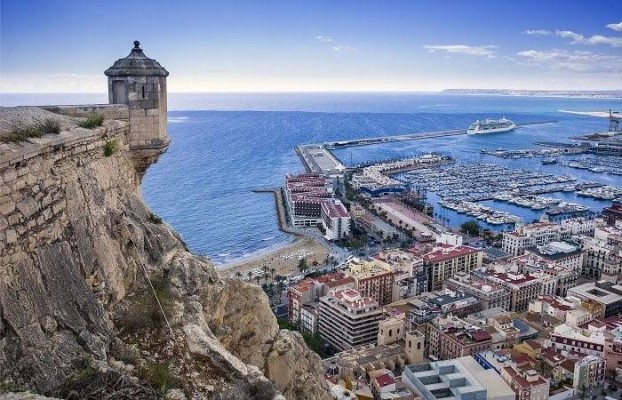 'Ocean' abre en Alicante como el mayor espacio cultural y gastronómico del Mediterráneo
