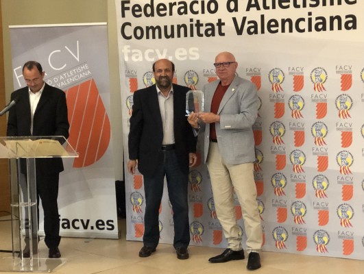 El maestro que levantó el mayor club de Europa
