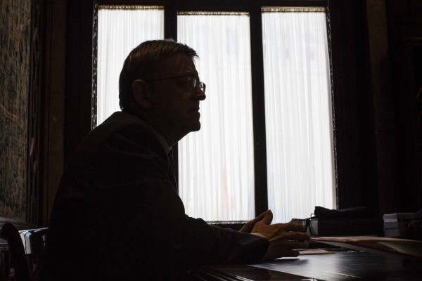 Presidencia propone suprimir el anonimato del denunciante de la ley lobbies