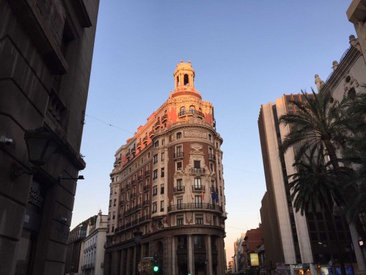 El Ayuntamiento dice que el rótulo del Banco de Valencia era 