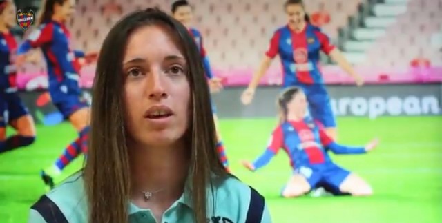 Eva Navarro desea jugar la Champions y la Eurocopa en la próxima campaña 