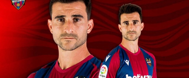 El Levante confirma la renovación de Postigo hasta 2023