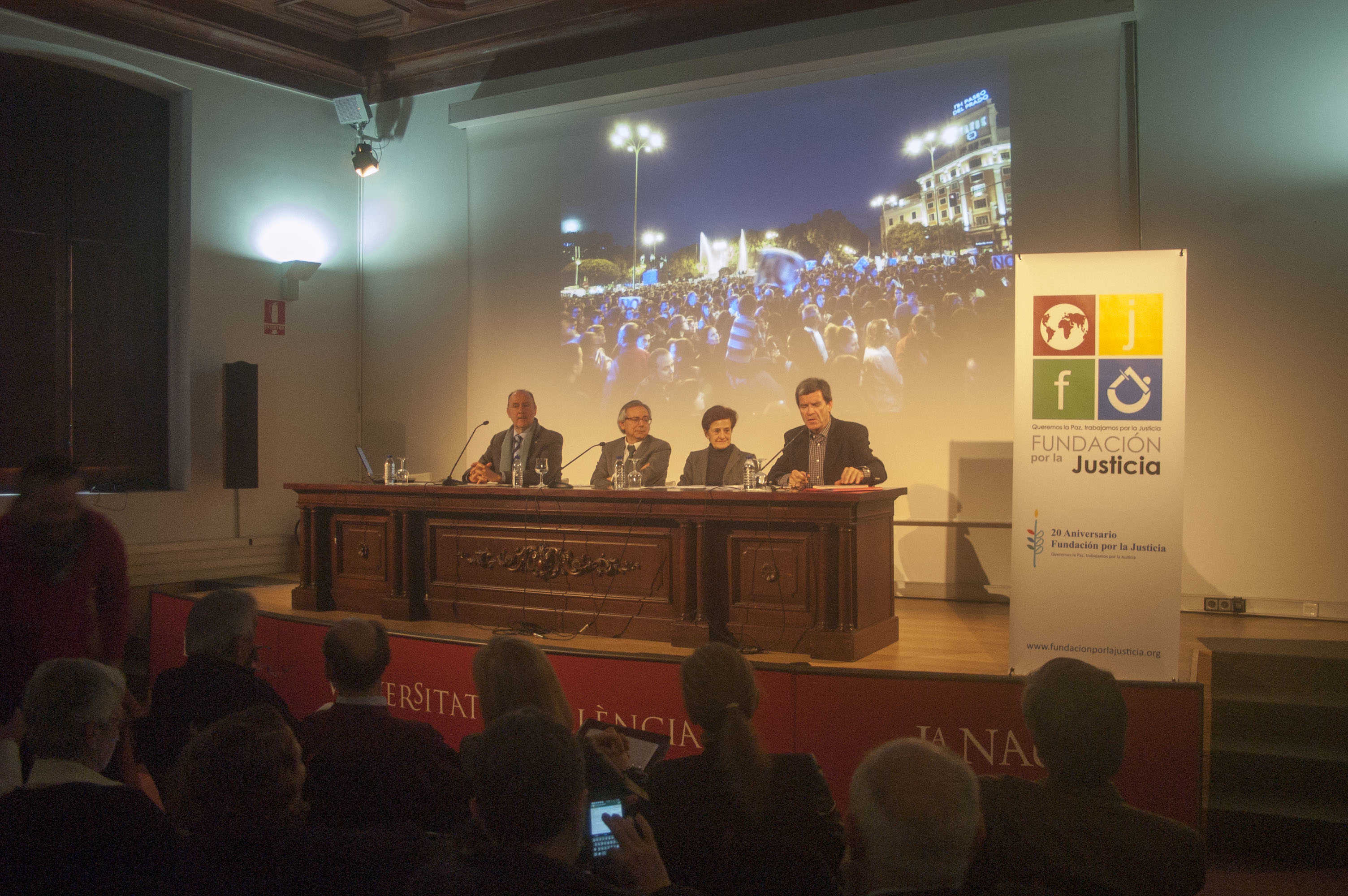 Los promotores del 'Pacto estatal contra la corrupción' ultiman el documento