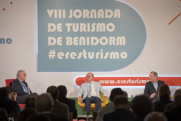 Diferenciación, turismo nacional y certificado covid: las claves para la 'normalidad'