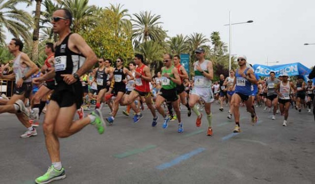 La Media Maratón de Elche reunirá este domingo a más de 2.500 atletas

