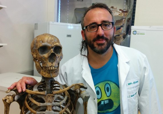 Una investigación demuestra que la dieta de los neandertales siberianos incluía plantas y animales