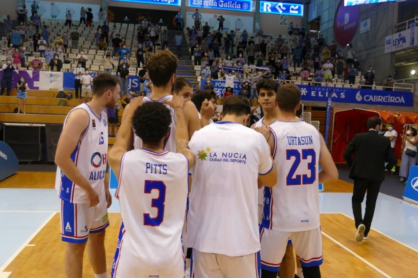 El HLA Alicante cae con honor