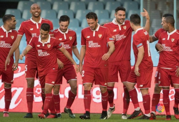 El Sevilla defiende tercera plaza ante Sporting ilusionado con la remontada