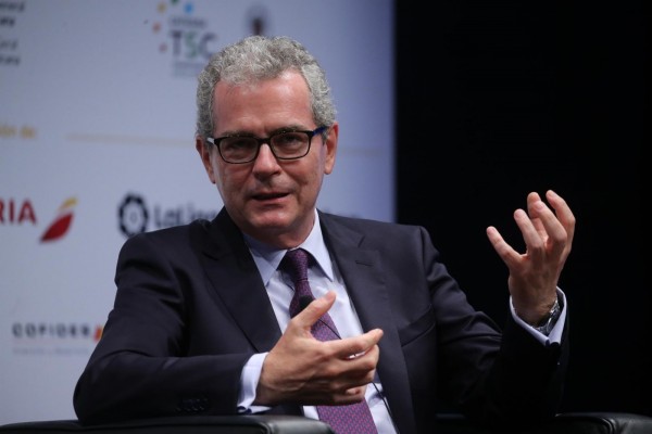 Nestlé nombrará presidente a Pablo Isla en sustitución de Paul Bulcke