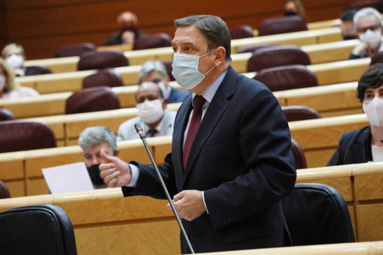 Planas afirma que el Gobierno trabaja por la pesca del Mediterráneo pero no aporta soluciones