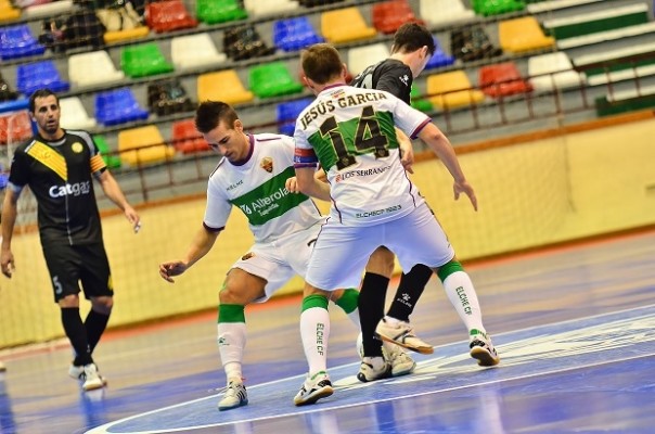 El Elche FS busca romper su mala dinámica en el derbi ante el Levante UDDM