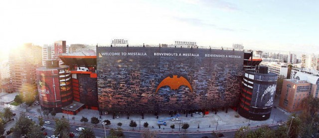 La Federación de vecinos estudiará ejecutar el derribo de Mestalla si cae la ATE