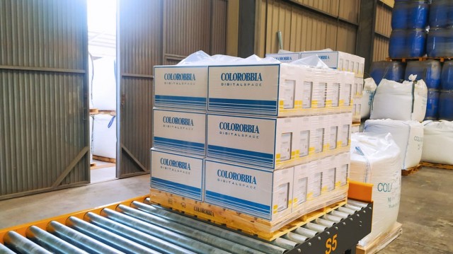 Colorobbia apuesta por el embalaje Stretch Hood de Innova para centralizar su final de línea