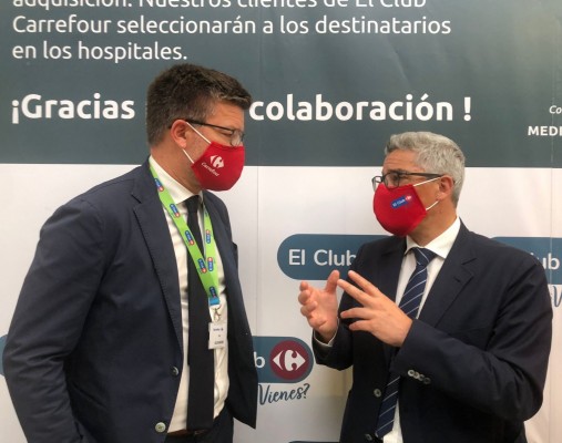 Carrefour impulsa un proyecto para mejorar la comunicación de los mayores hospitalizados