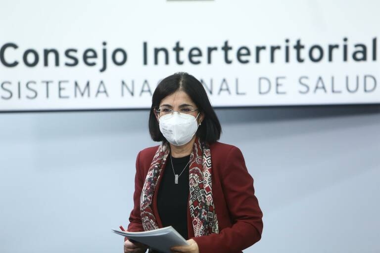 Darias envía a Barceló un nuevo texto sobre las restricciones al ocio nocturno y la hostelería