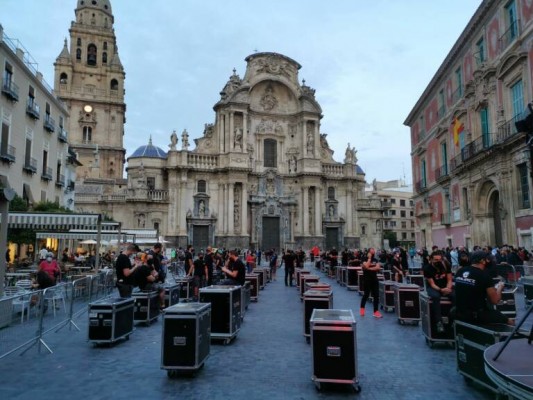 Salud amplía los espectáculos a 5.000 personas y permite el servicio de comida en conciertos... con camareros