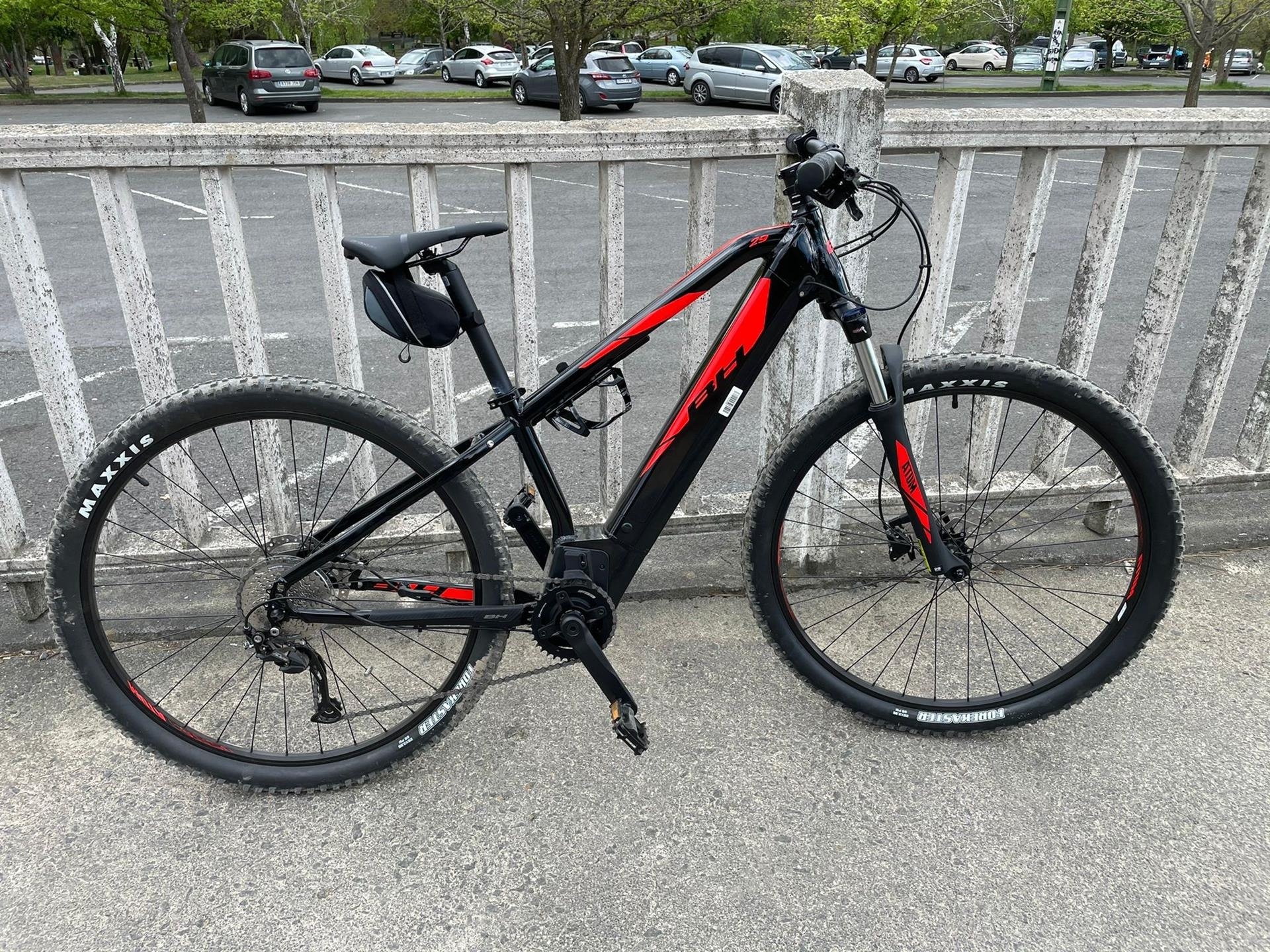 El Gobierno quiere que se enseñe a usar la bici en colegios y crear una titulación oficial de mecánicos