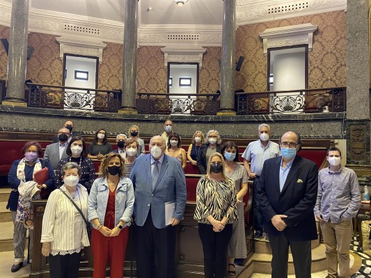 València renovará al Defensor del Mayor
