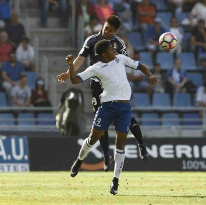 Tenerife se mete de lleno en la lucha por la segunda plaza de ascenso directo
