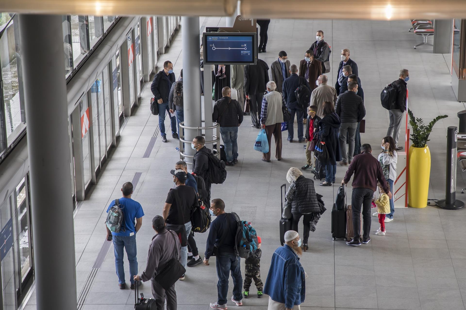 Terminal del aeropuerto Charle de Gaulle de París. Foto: VINCENT ISORE/ZUMA PRESS/CONTACTOPHOTO - 