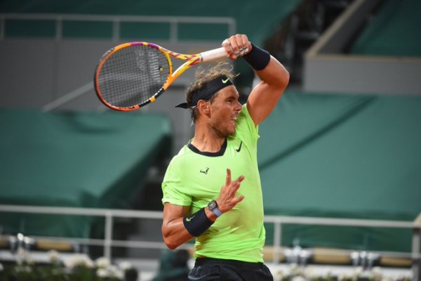 Rafa Nadal celebra su 35 aniversario derritiendo a Gasquet