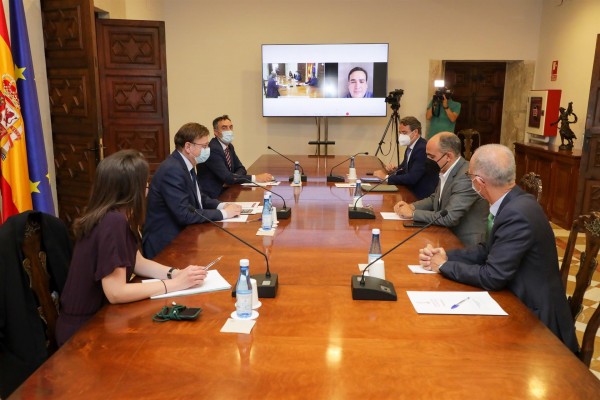 La Generalitat y BP analizan cómo lanzar proyectos conjuntos con fondos europeos