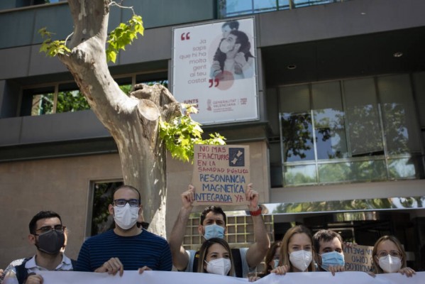 Representantes de los sindicatos exigen la retirada del proyecto de la empresa pública de salud