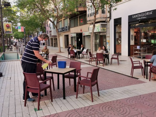 La Policía Local de Castelló impone 285 denuncias por vulnerar medidas anticovid en el último mes
