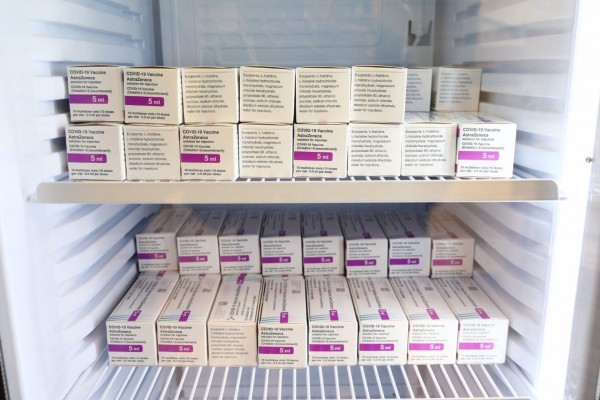 España administra 487.514 dosis en 24 horas y el 20% de la población tiene pauta completa