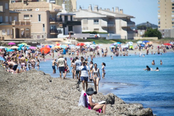 Playas, piscinas, discotecas y escuelas de verano abiertas: qué se puede hacer y qué no en la Región
